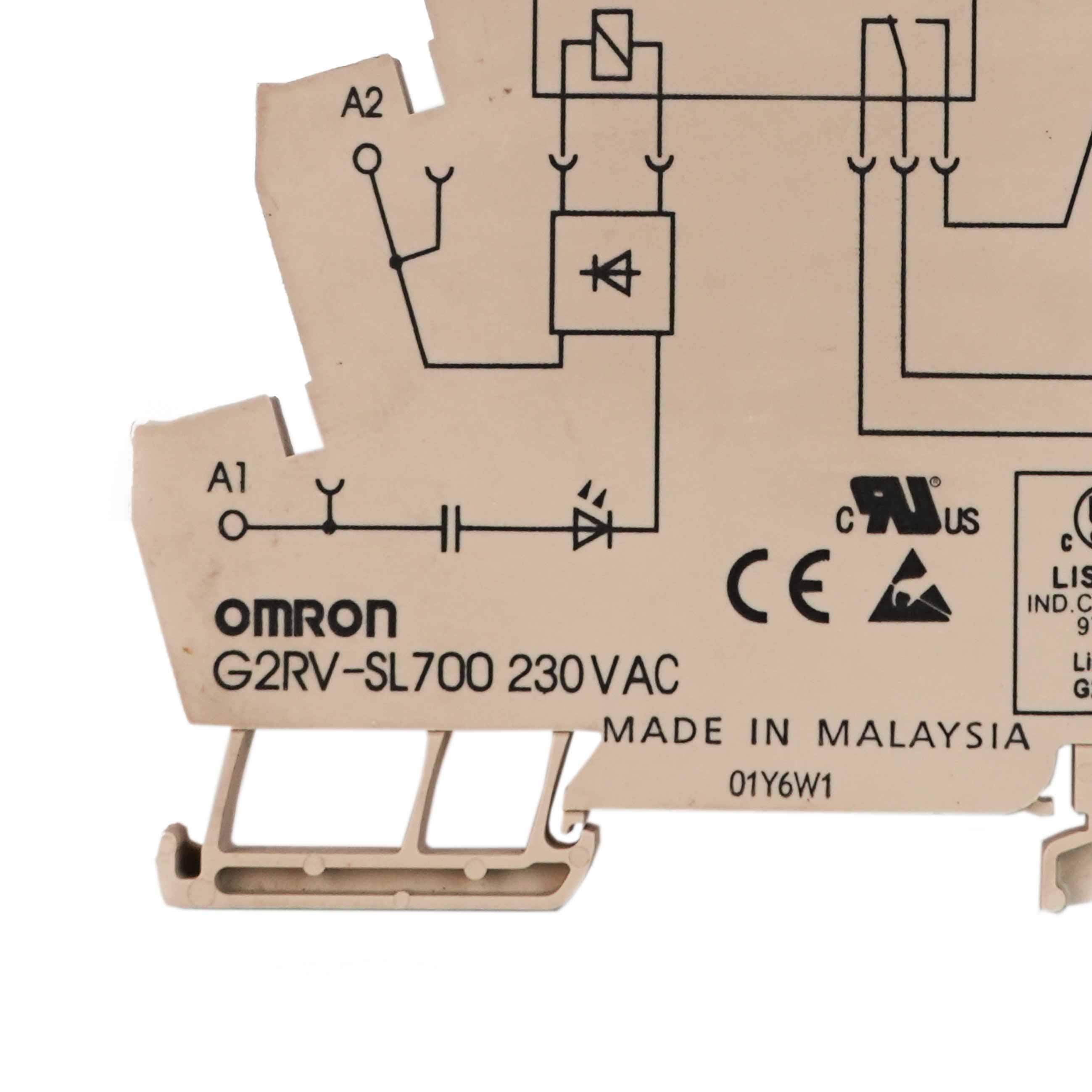 نمای دیگر رله باریک صنعتی امرون مدل G2RV-SL700